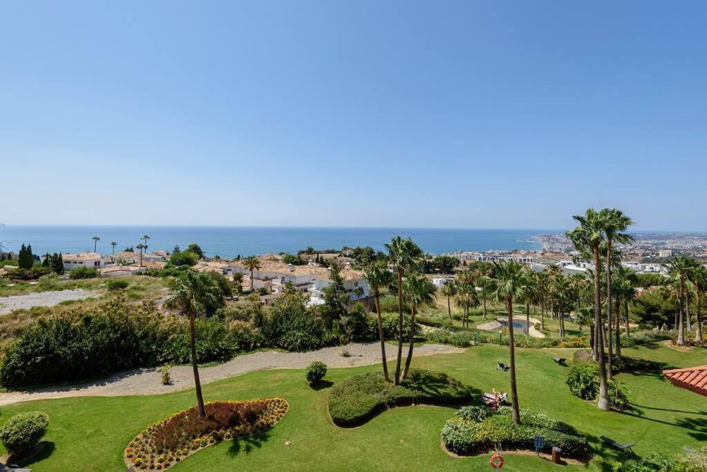 Benalmadena Luxury Apartment Luaran gambar